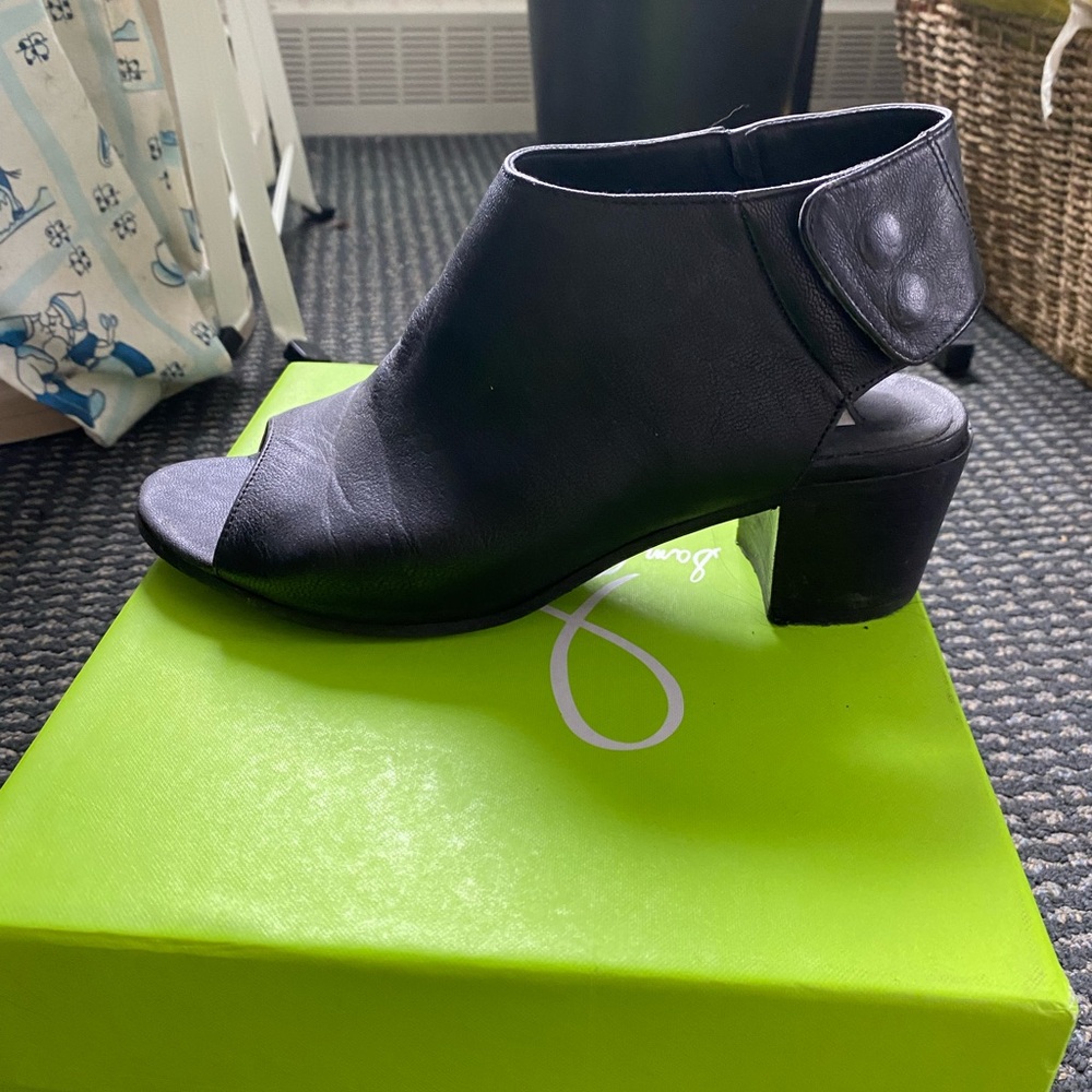 Steve Madden black heeled boot with open toe. Size 7.5